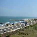 Apartamento Frente A Playas Cerca Del Aeropuerto Y Centro Historico